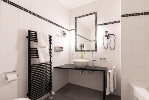 Hotel am Torturm - image 10