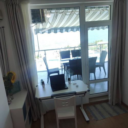 Silver A28, Byala (Foto 11)