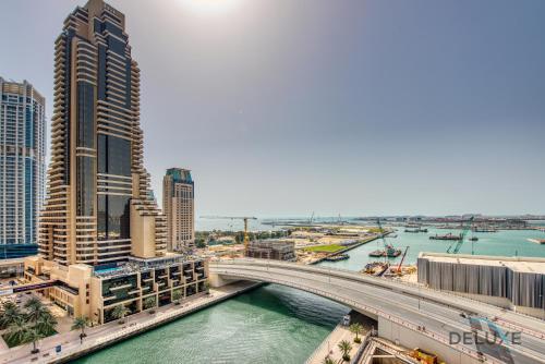 Sea Views 1BR in the Heart of Dubai Marina by Deluxe Holiday Homes, Dubaj (fotografie 3)