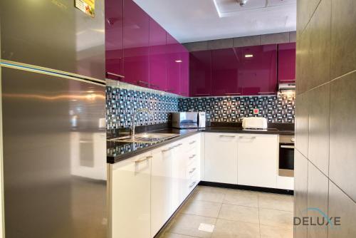 Sea Views 1BR in the Heart of Dubai Marina by Deluxe Holiday Homes, Dubaj (fotografie 6)