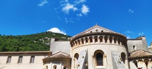 Au bord du verdus - Chambre d'hôtes - Saint-Guilhem-le-Désert