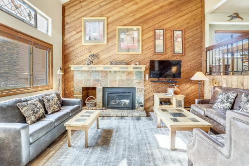 Cedars #2 Apartment - image 3