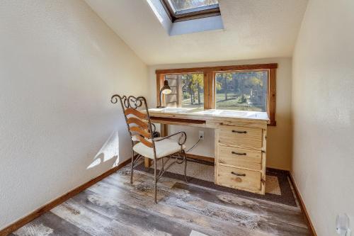Cedars #2 Apartment - image 4