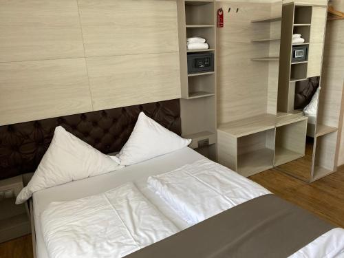 Center Hotel Essen - image 13