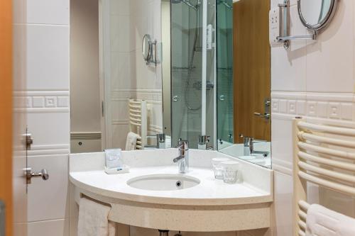 High Range Lodge Hotel - image 14