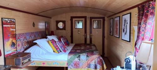1 queen bed