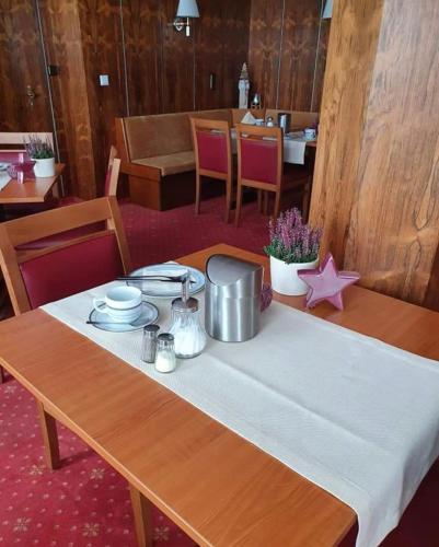 Hotel Borger - image 9