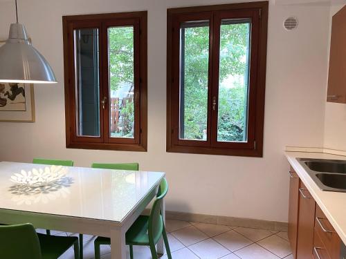 Three-Bedroom Apartment image 5