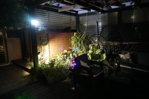 شرفة/ تراس, Passion Fruit Apartment in عسقلان