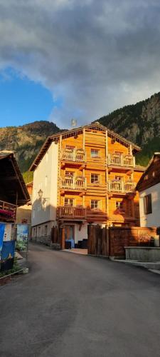  Le Chalet du Paradis in Cogne