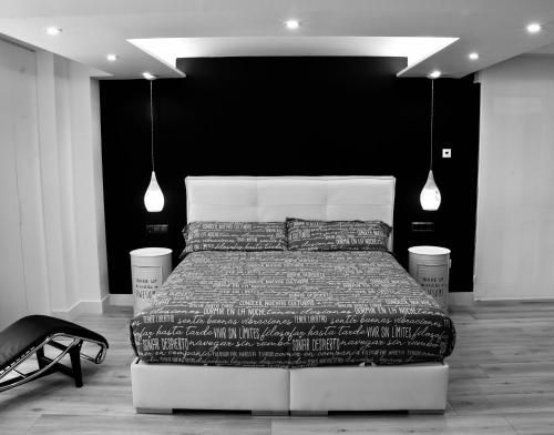  Black and White Suitte "Plaza" in Noja