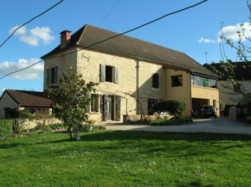 Gîte "L'helpe" dans grande maison quercynoise entre Sarlat Rocamadour - Location saisonnière - Gourdon