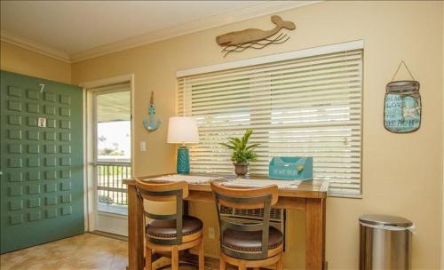 Sea W F-7 - Seabreeze West condo - image 7