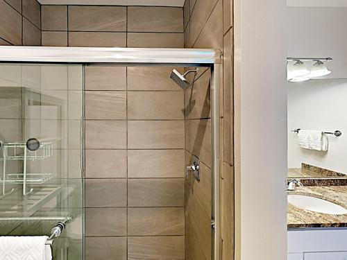 New Listing! Chic Belltown Court Condo With Pool Condo - image 17