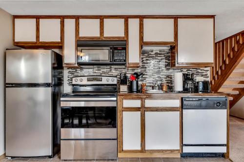 Sunshine Retreat condo - image 6