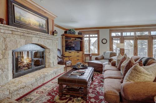 4Br Ski in Ski Out the Top of Bachelor Gulch condo - image 4