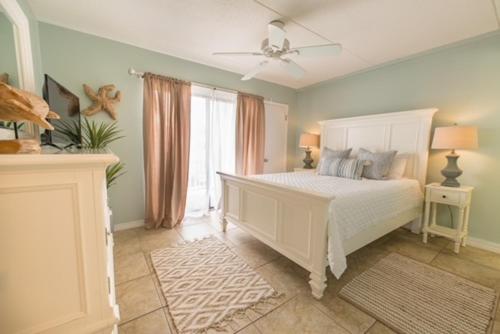 Exceptional Vacation Home in Orange Beach condo - image 2