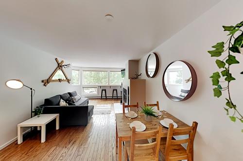 Exceptional Vacation Home in Vail condo - image 8
