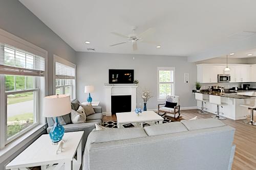 Cape Arundel with AC - Heated Pool & Hiking Trails condo - image 4