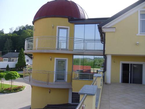 Gostilna in prenočišče KOCJAN - image 7