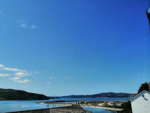 Roneragh Apartments Paul's place The Only Penthouse Apartment in 鄧格洛