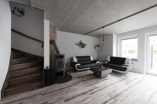 Three-Bedroom House image 5