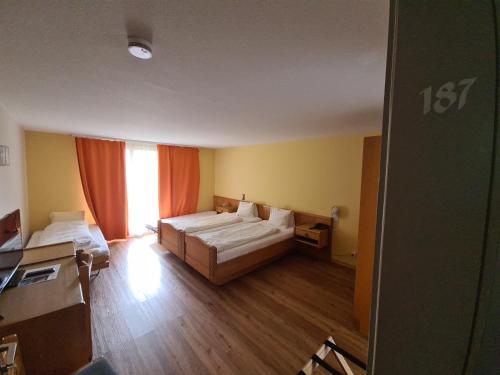 Triple Room with Balcony