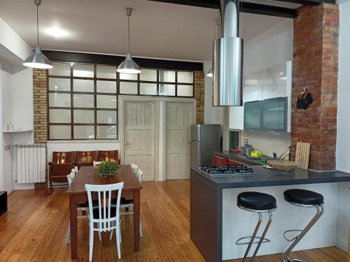 köök, Il piccolo loft in Manziana