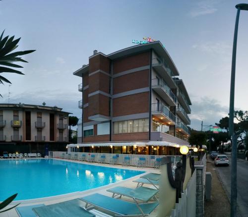 Hotel Lanzoni, Cervia bei Casemurate