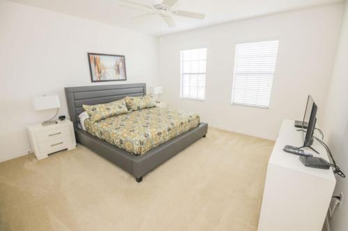 Modern Providence Vacation Home home - image 8