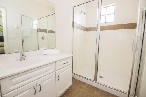Modern Providence Vacation Home home - image 11