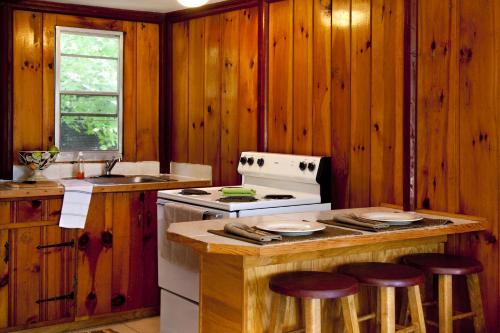 Rock Castle Resort - image 7
