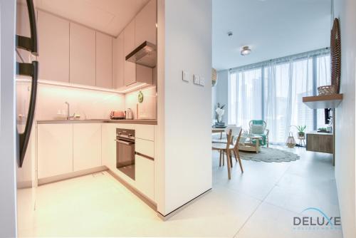 Boho 1BR at Jumeirah Gate Tower 1 JBR by Deluxe Holiday Homes