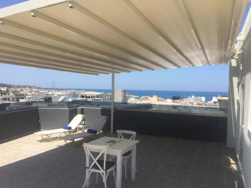 Balcony/terrace, City Pearl Hotel in Crete Island