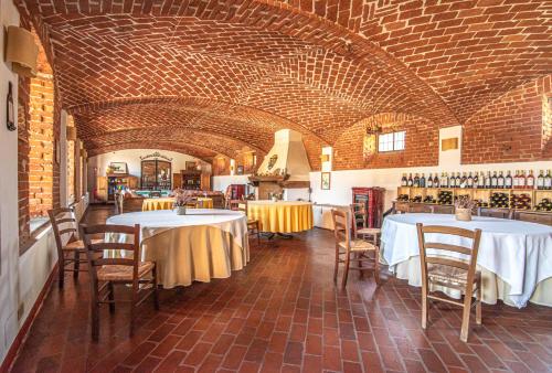 Restorāns, Marchesi Incisa Winery Lodge in Rocchetta Tanaro