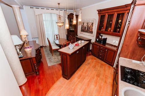 Tverskaya street 4 - image 7