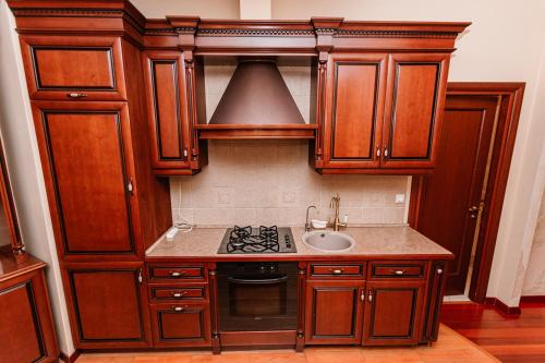 Tverskaya street 4 - main image