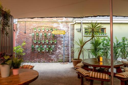 Dooley's Hotel - image 11