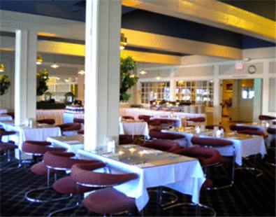Golden Sails Hotel in Long Beach, USA