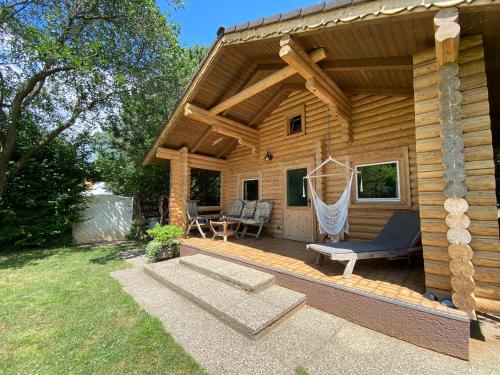 Gemütliche Blockhütte in Wiennähe - Location, gîte - Zöfing