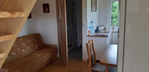 2 bedrooms, 8 beds