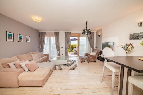 Apartments Villa Jelena - image 7