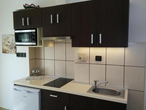 Bathory Apartments - image 5