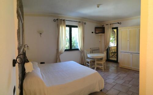 2 twin beds