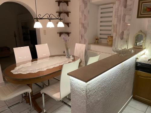 virtuve, Kroatien Villa Merćepi (Kroatien Villa Mercepi) in Katuni