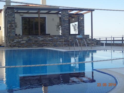 Aegea Hotel in Karystos