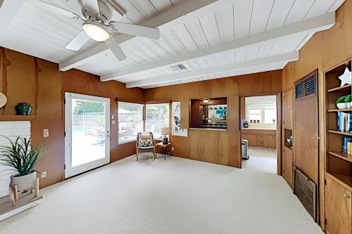 Exceptional Vacation Home in Redondo Beach home - image 14