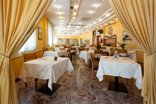 Létesítmények, Hotel Belvedere in Porto Sant'Elpidio
