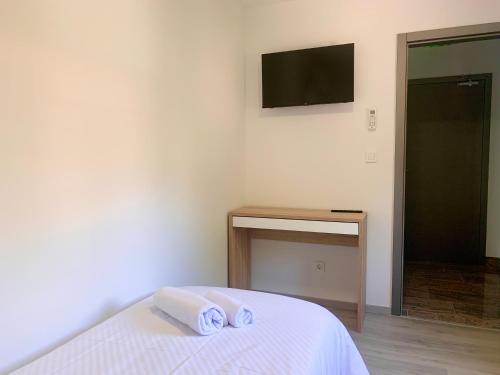 Two-Bedroom Apartment - Sea Side View image 1