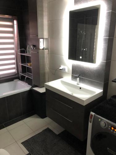 Kędzierzyn-Koźle Apartament Moniuszki 4-Star Single Room room